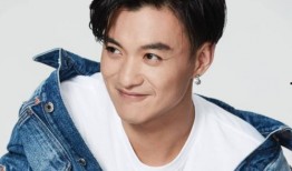 娱乐吃瓜君周一围是谁,从演员到吃瓜焦点，揭秘他的星途历程